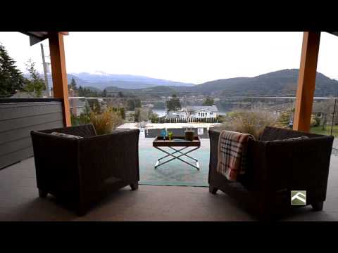 949 Roslyn Boulevard For Sale by Edith Chan