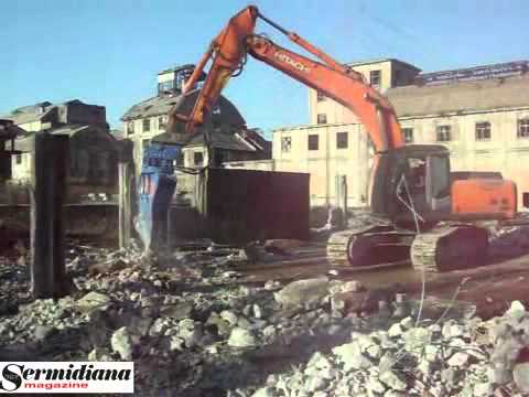 Demolizione ex zuccherificio di Sermide