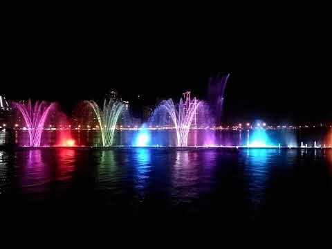 Parque Al Majaz, show noturno de fontes