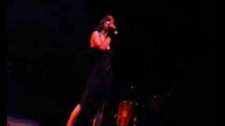GINA D'ORIO The Lonely Sea www.nuflicks.de