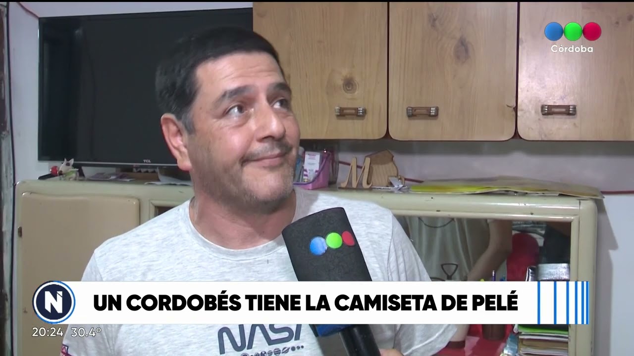 Watch Now La camiseta del Santos de Pele que cambio en Córdoba ante Talleres La camiseta del Santos de Pele que cambio en Córdoba ante Talleres