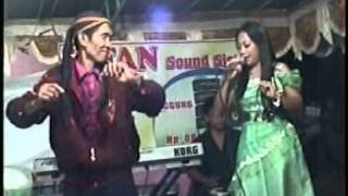 Download lagu bowo caping gunung gayeng . pak To mp3