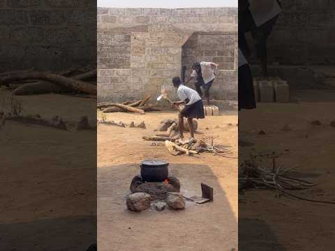 This small girl with full of confidence #viral