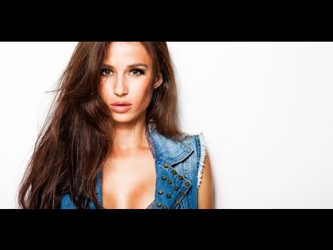 Juicy M (Official Video + Interview) - BeachClub, Montreal [2015]