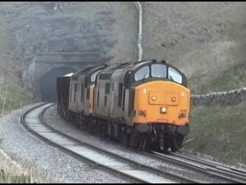 37678+37072 Great Rocks 7F52 1507 Tunstead - Northwich TC 27 April 1997