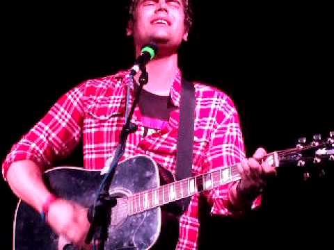 Charlie Simpson- Please just let me go ( in leeds