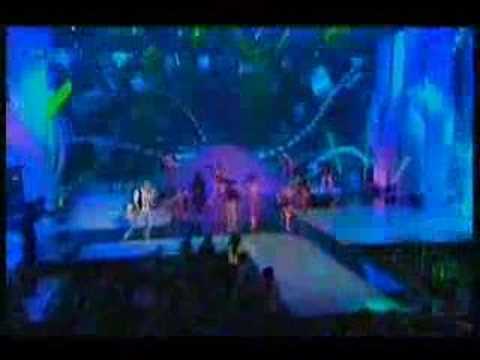 M. Pokora "Dangerous" live aux NRJ Music Awards