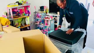 Video thumbnail for UNBOXING: Mackie SRM 1850 professional 1600 18’ powered subwoofer 🔊 by Ernesta Ama Pavlova