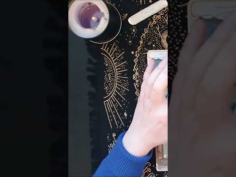 Ko Tau Reikia Atsikratyti 2024 Metais?#lietuviskai #tarokortos #taroskaitymas #išsirinkkortą #trumpi