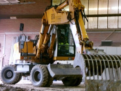 Liebherr 904 im Einsatz [HD]