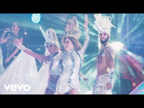 Gloria Trevi - Todos Me Miran (En Vivo Desde La Arena Ciudad De México)