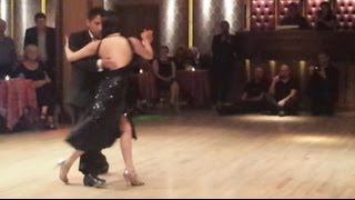 Julieta Questa & Rauli Choque - Cantor De Barrio