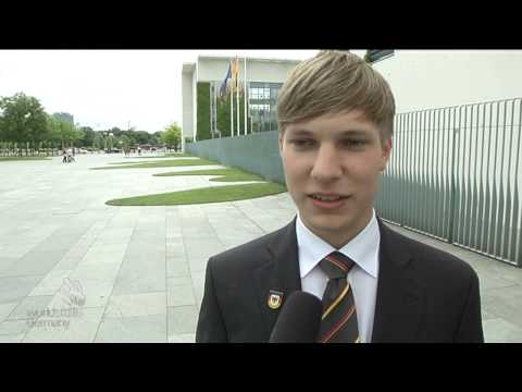 WorldSkills Leipzig 2013 - Bundeskanzlerin Angela Merkel empfängt das Team Germany