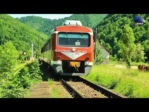 DH2/SN83 DMU IR15035 Cluj Napoca-Oradea RO-TFC in Halta Stana de Vale Halt - 02 June 2017
