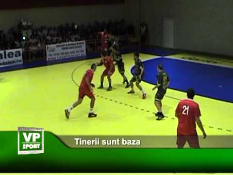 Tinerii sunt baza