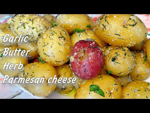 Garlic Butter Baby Potatoes with Herbs, this dish is super quick, super simple, and super delicious!