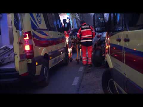 Wypadek VW i Renaulta między miejscowościami Siemianice i Lubuczewo - 25.11.2019