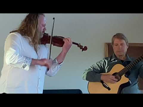 Edwin Huizinga and William Coulter play Vivaldi's "Summer".