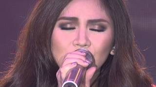 Sarah G sings &#39;Love Of My Live/ Kahit Kailan&#39; with South Border