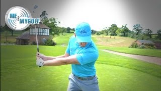 GRIP AND WRIST SET IN THE GOLF SWING
