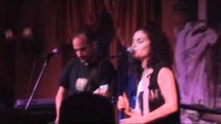Kostas Lemonidis & h Banda - krypsou Ghost House Live (2010-09-25).avi