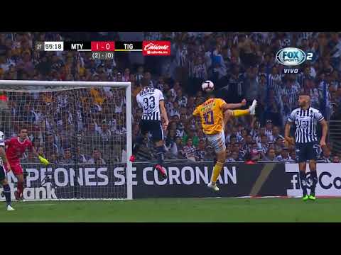 NoTeLoPierdas     Espectacular atajada de Marcelo Barovero!   De esta forma se lanza el a