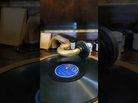 Black and Tan Fantasy - Milt Herth Trio Decca Records #3393 1940