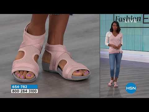 Baretraps Soozie Sport Sandal with Rebound Technology