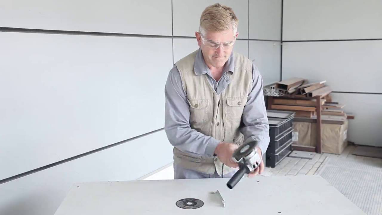 Углошлифовальная машина Bosch PWS 750-125 (0.603.3A2.422)  750Вт 12000об/мин 125мм