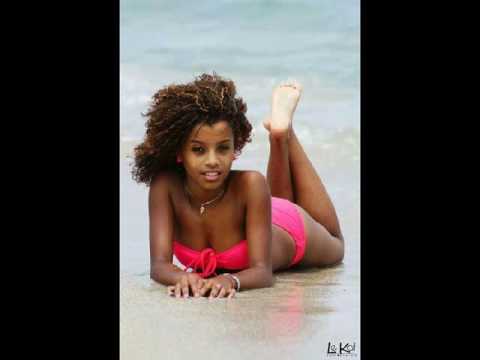 AKNOSE X RÉEJO -  DOCTORAT  remix