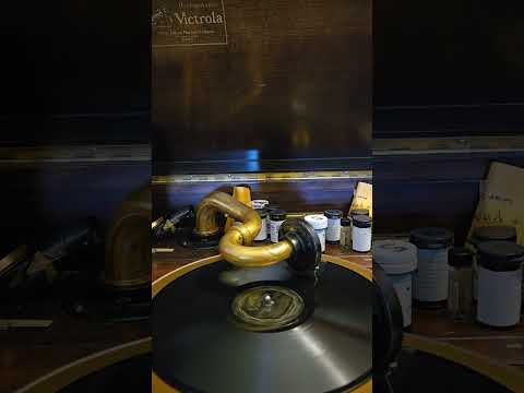 Ramona Waltz - Paul Whiteman his Orchestra (Bix c) Victor Records #21214 1927