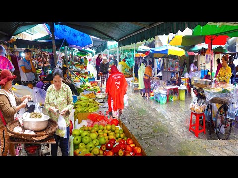 Cambodian Market Food Before Raining & When It's Raining - Everyday Fresh Foods @ The Market