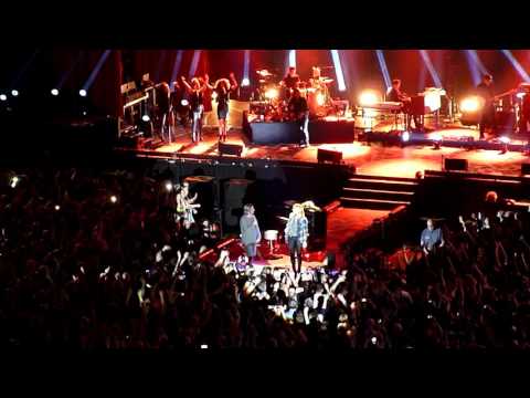 Sarah Connor & Henning Wehland "Bonnie & Clyde" live in Berlin 18.03.2017