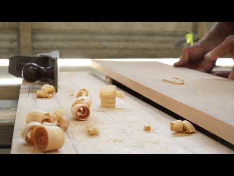 Building the 23' V-Bottom Skiff - Episode 1 - Side planking