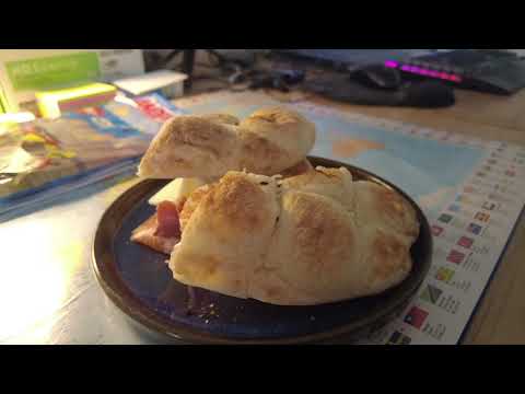 MongoTV_8350 - Min Frokost - FRISK FLADBRØD Med ÆGTE SKINKE og OST og BLÅSKIMMELOST