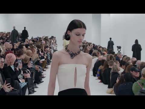 GIVENCHY  Fall / Winter 2023 Womenswear Show