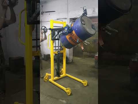 Manual hydraulic drum lifter and tiller, lifting capacity: 3...