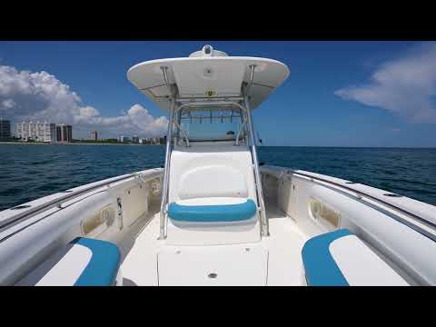 2006 Boston Whaler 320 Outrage Video