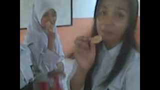preview picture of video 'Sharing Happylicious Biskuit Kokola - LATIHAN NARI MAKIN SEMANGAT'