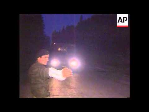 Bosnia - First Zepa Refugees Arrive