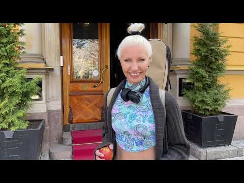 Linda Varg - Online Female Fest (Behind the Scenes)