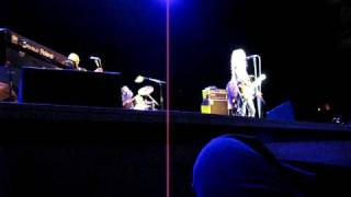 Shelby Lynne - Jesus on a Greyhound (half and live)