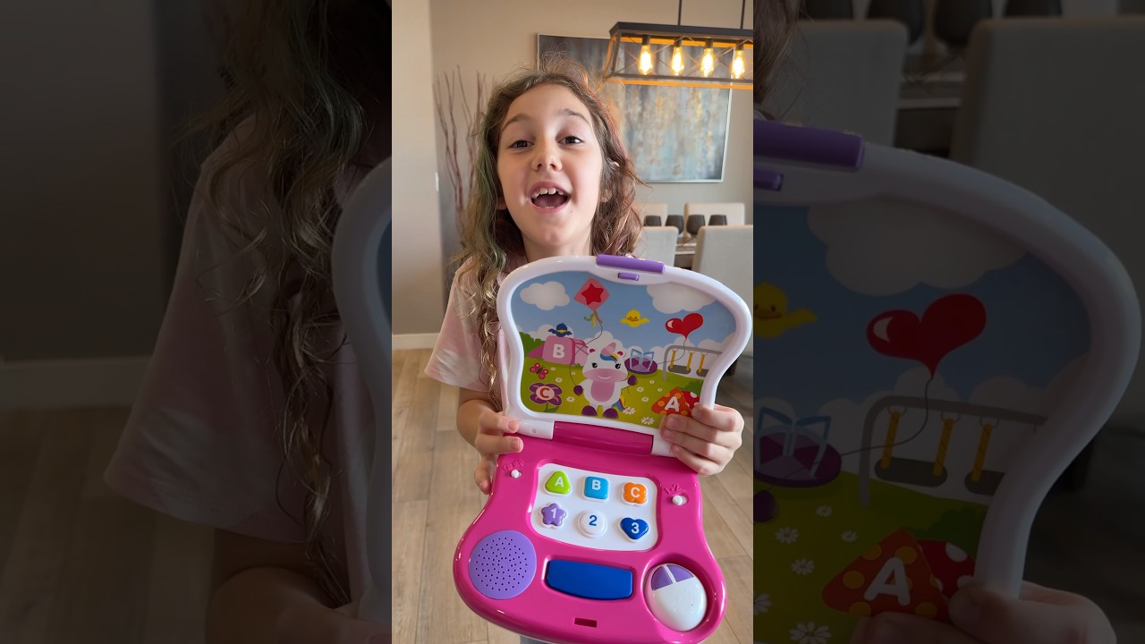 Sierra teaches Rhia shapes - learning is so much fun #shorts