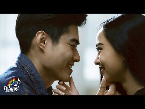 download lagu mp3 mp4 Lagu Ost Cinta Suci Separuhku, download lagu Lagu Ost Cinta Suci Separuhku gratis, unduh video klip Lagu Ost Cinta Suci Separuhku