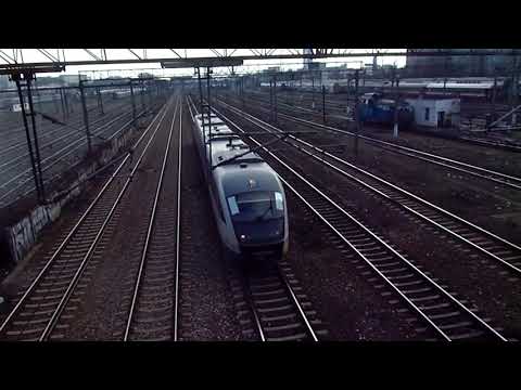 R 5005 Bucuresti Nord - Buzau cu/with Desiro VT642 DMU Railcar la halta Bucuresti Basarab.