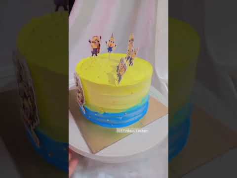 Chocolate Minions Cake 🎂 #viral #viralvideo #cake #shortsvideo #shorts #ytshorts #youtubeshorts