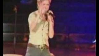 Céline Dion - &quot;Ne bouge pas&quot; @ TV Special