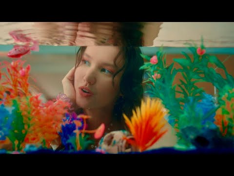 Hana Hope - サマータイム・ブルース produced by Hypebae Japan