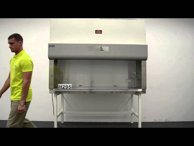 6.5′ Nuaire Biological Fume Hood with Base Stand