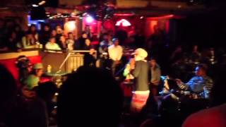 rickie-g 横浜thumbs up